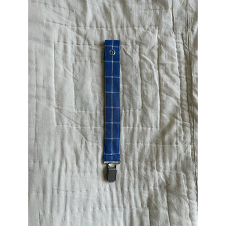 Lalaby Art Blue Pacifier Clip