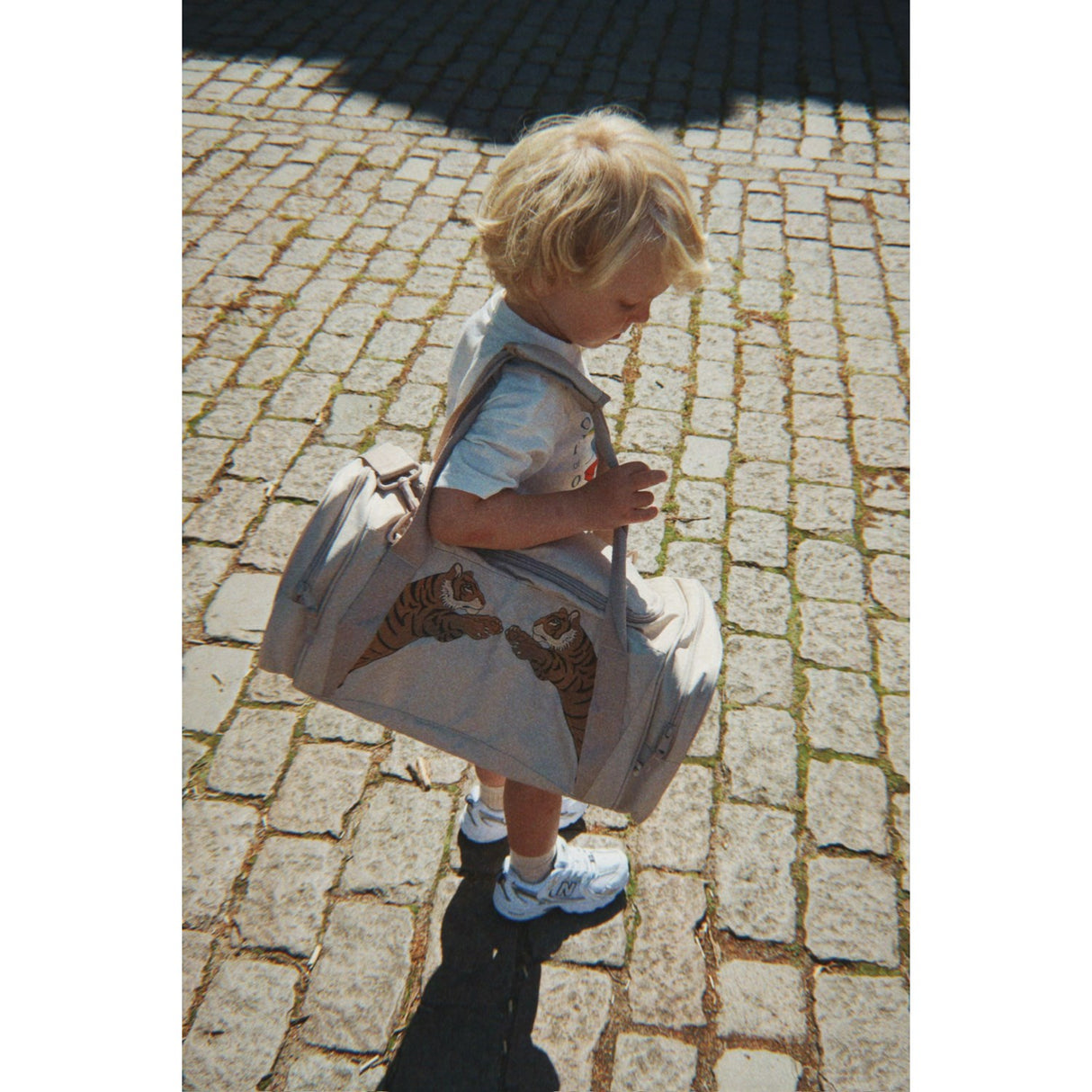 Konges Sløjd Feather Gray Kids Weekend Bag