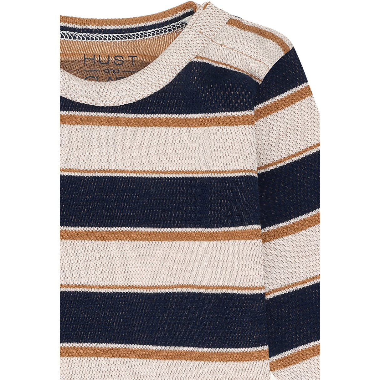 Hust & Claire French Oak Buster Trails