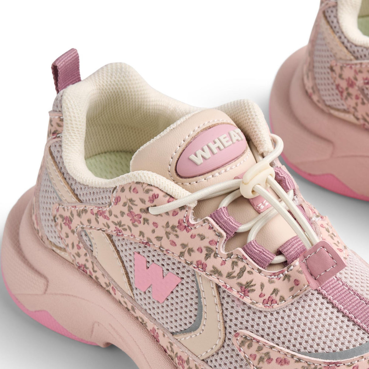 Wheat Dime Rose Small Flowers Sneaker Vega