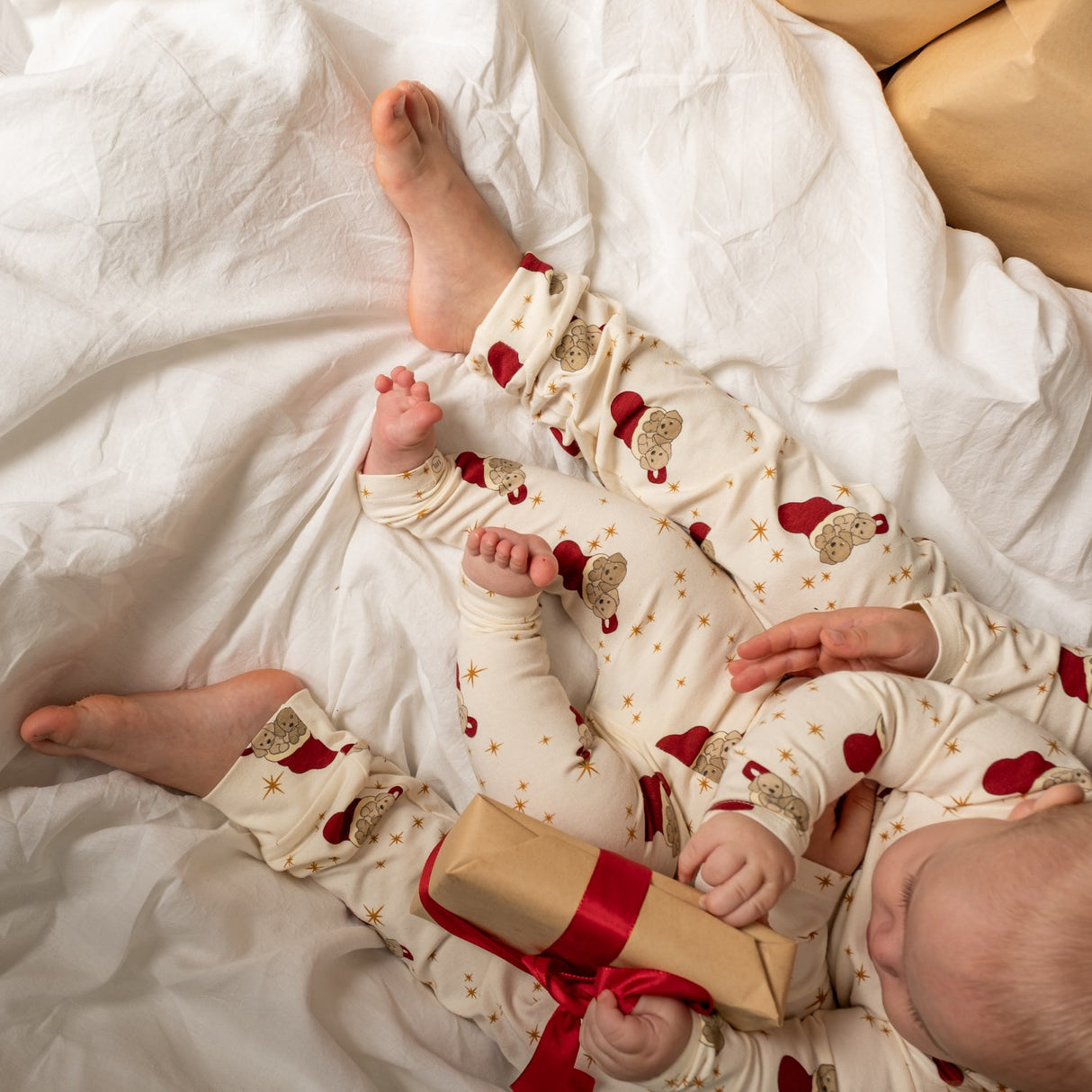 That's Mine Holiday Puppy Emilio Homewear Set