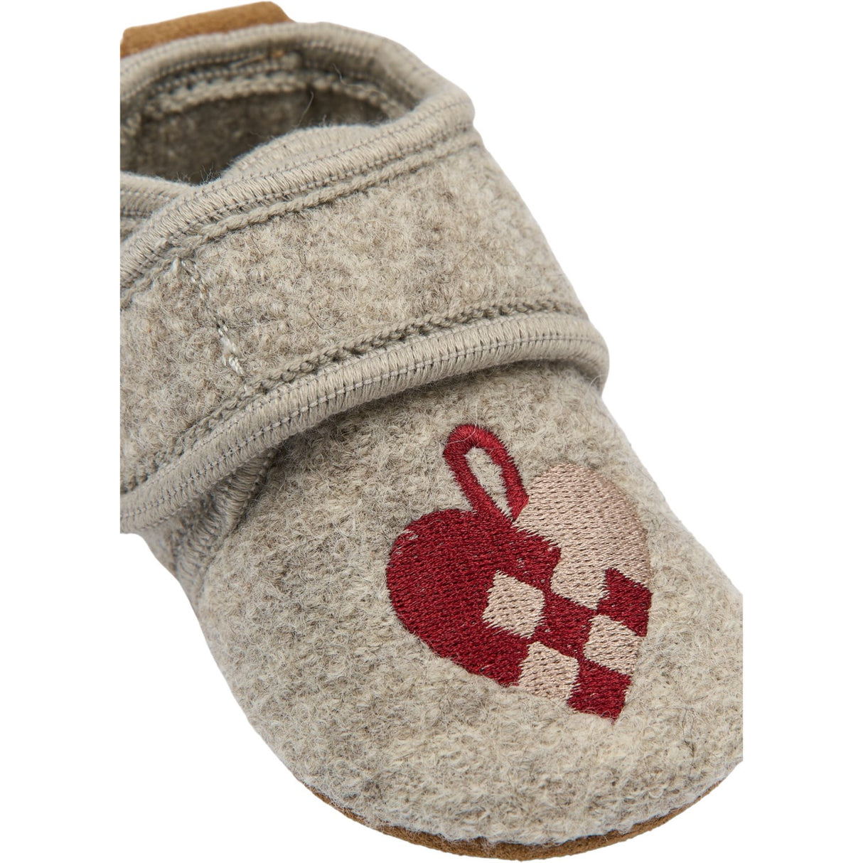 Mikk-Line Christmas Heart Prewalker Wool Embroidery