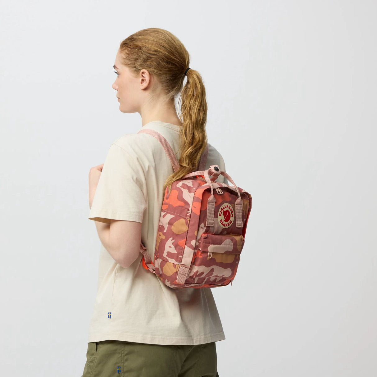 Fjällräven Chalk Rose-Hidden Animals Kånken Graphics Mini
