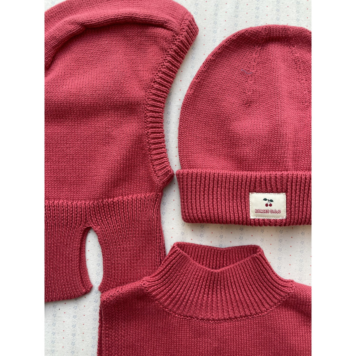 Konges Sløjd Cardinal Avely Neckwarmer