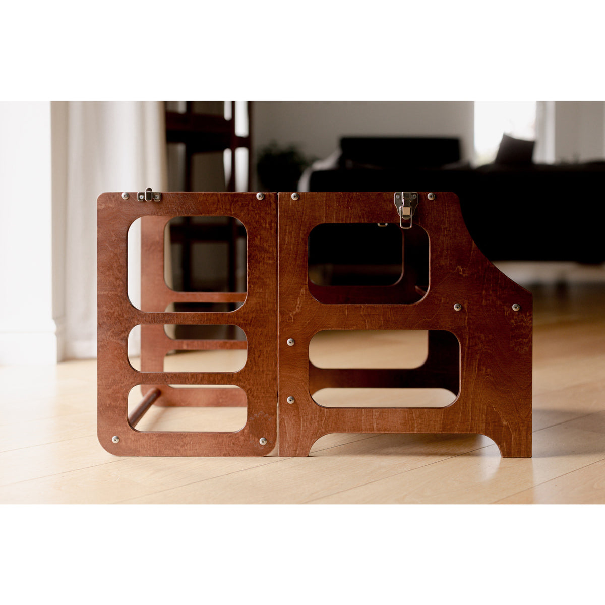 Duck Woodworks Honey Glaze Foldable Tower Stained