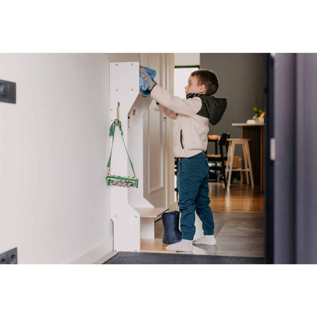 Duck Woodworks White Wardrobe Outerwear