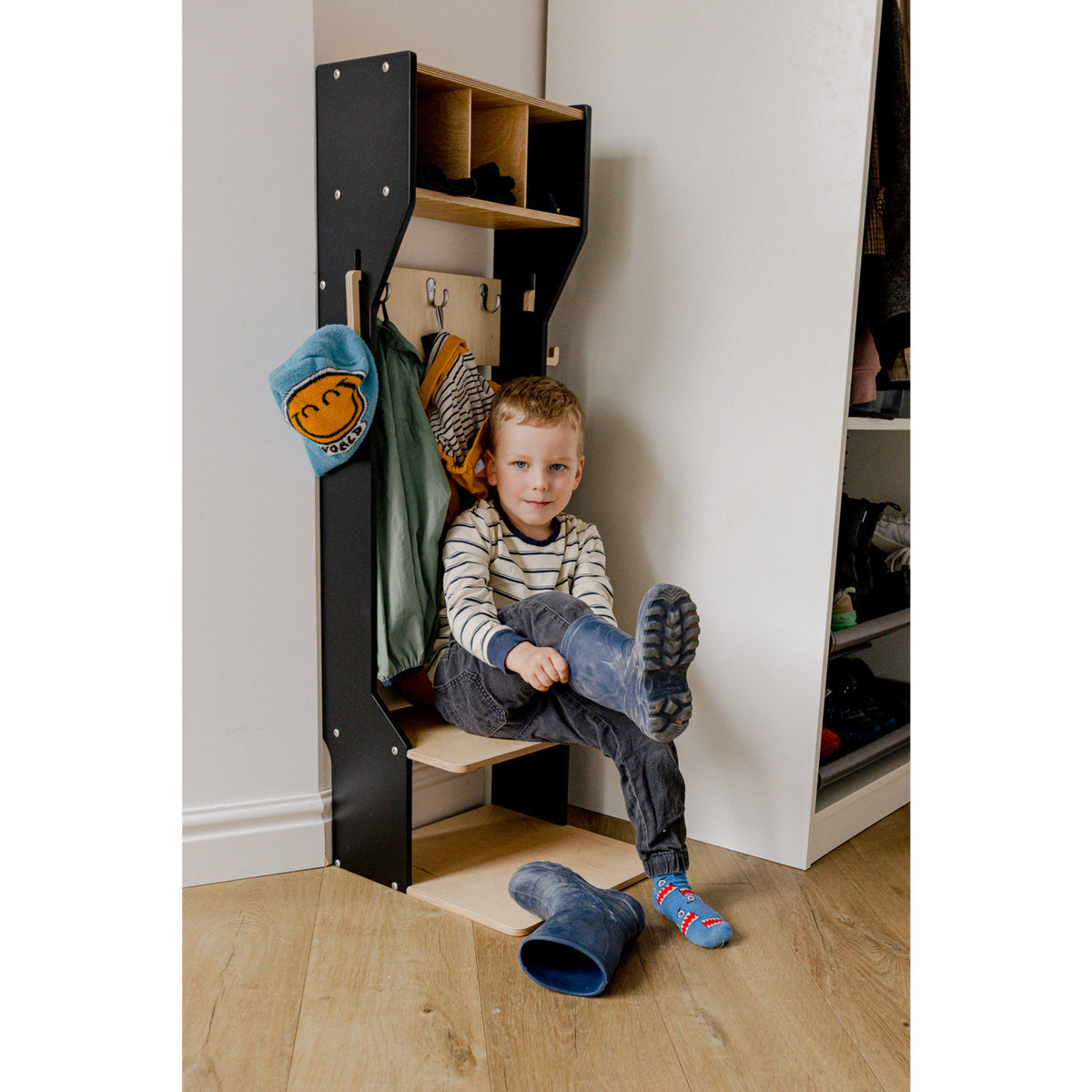 Duck Woodworks Black Wardrobe Outerwear