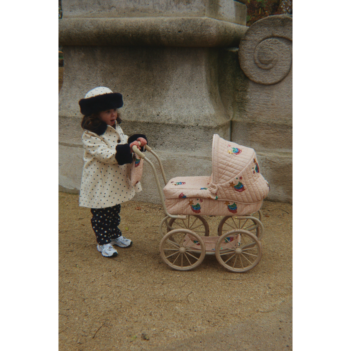 Konges Sløjd Rainbow Star Minnie Tulle Doll Pram