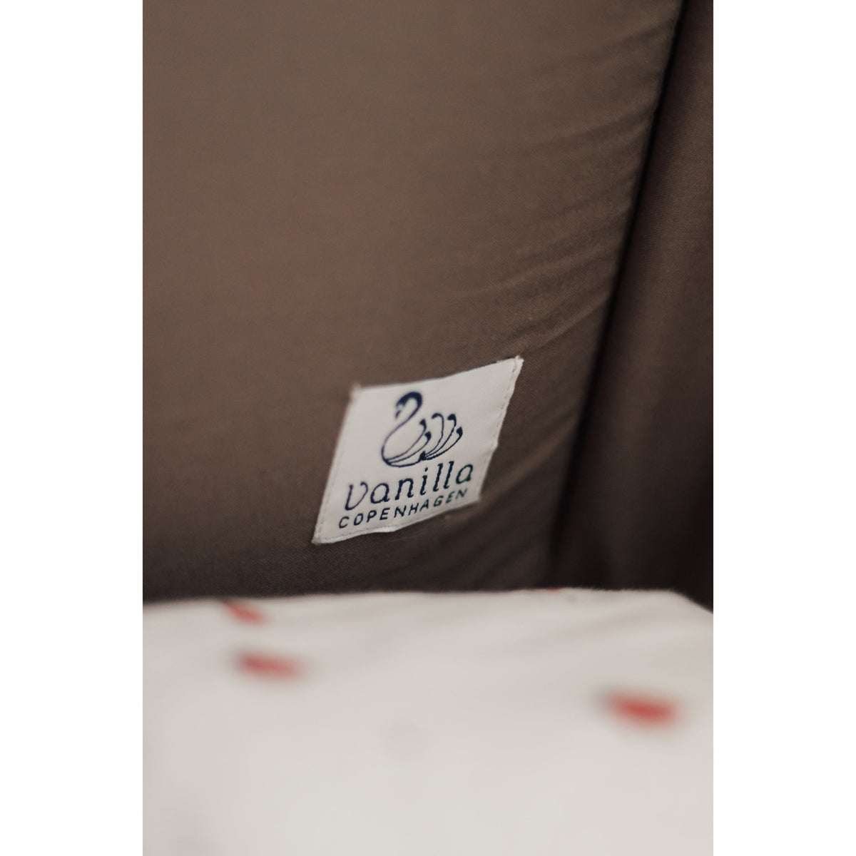 Vanilla COPENHAGEN Wood Bed Bumper Cot