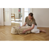 MEMBANTU Nature Carrycot