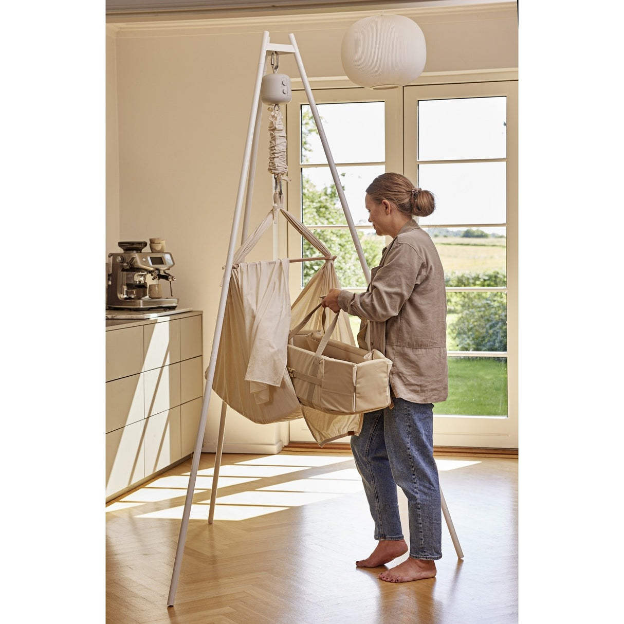 MEMBANTU Nature Carrycot