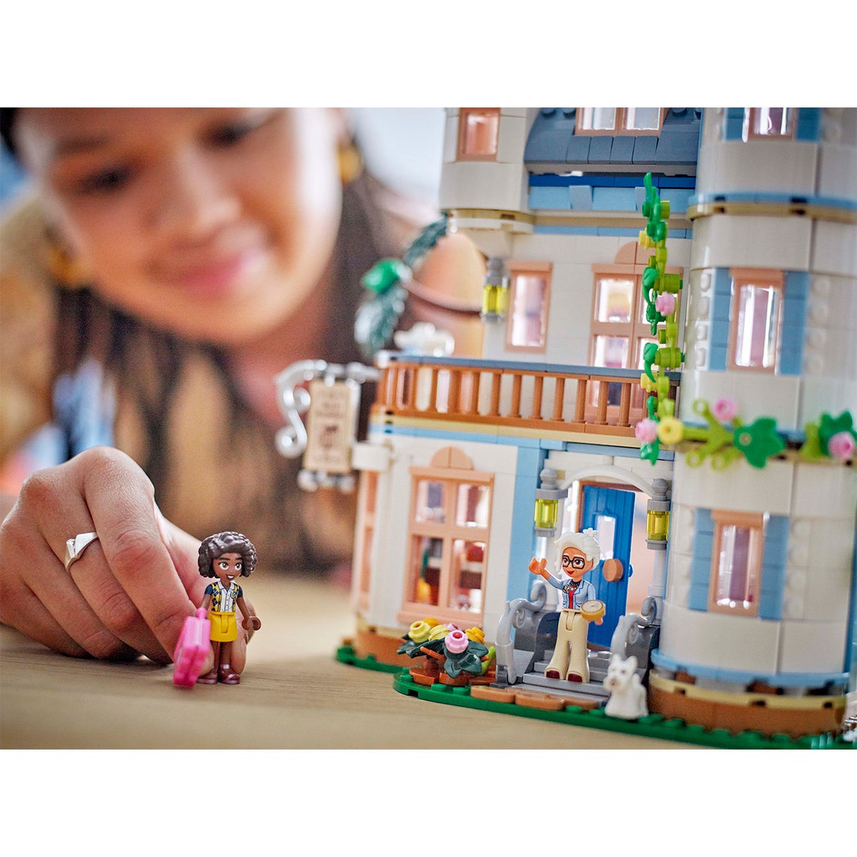 LEGO® Friends Castle Stays 6