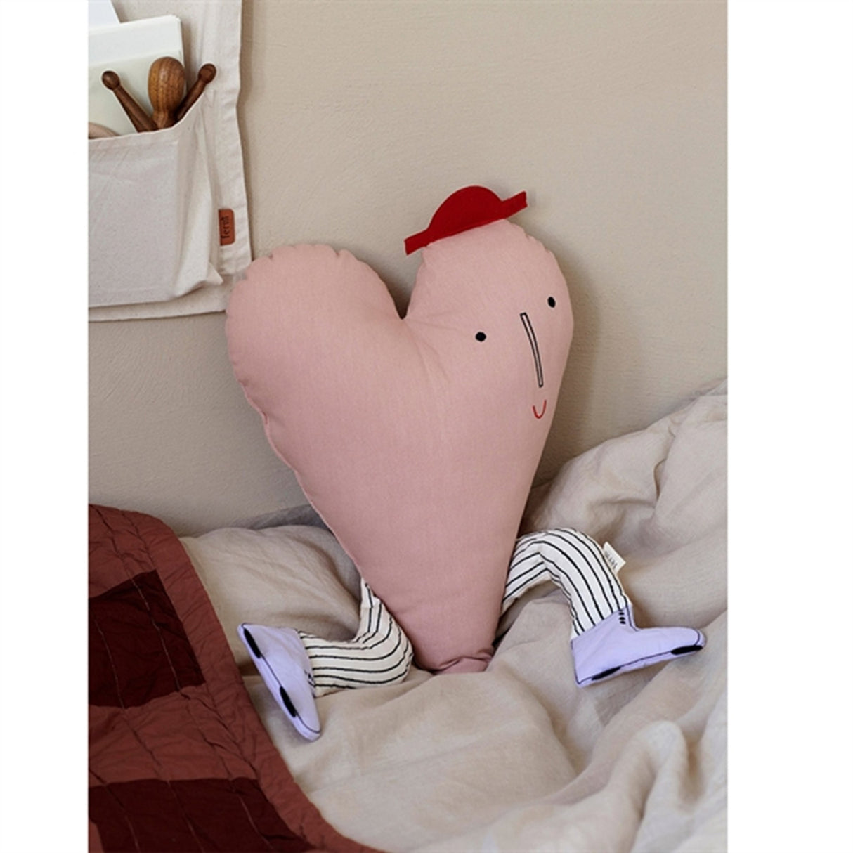 Ferm Living Heart Cushion Dusty Rose 3