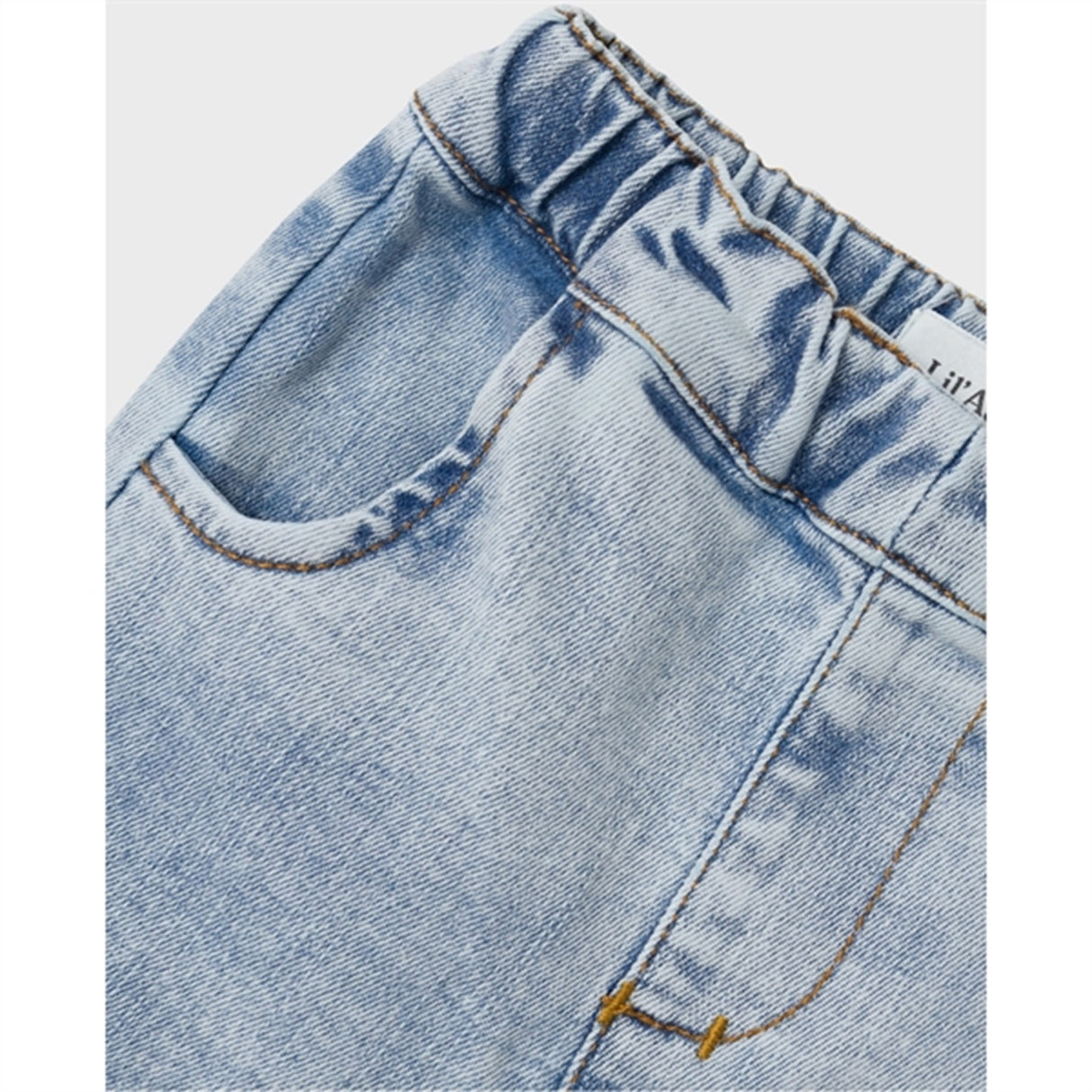 Lil'Atelier Light Blue Denim Ben Tapered Jeans Noos