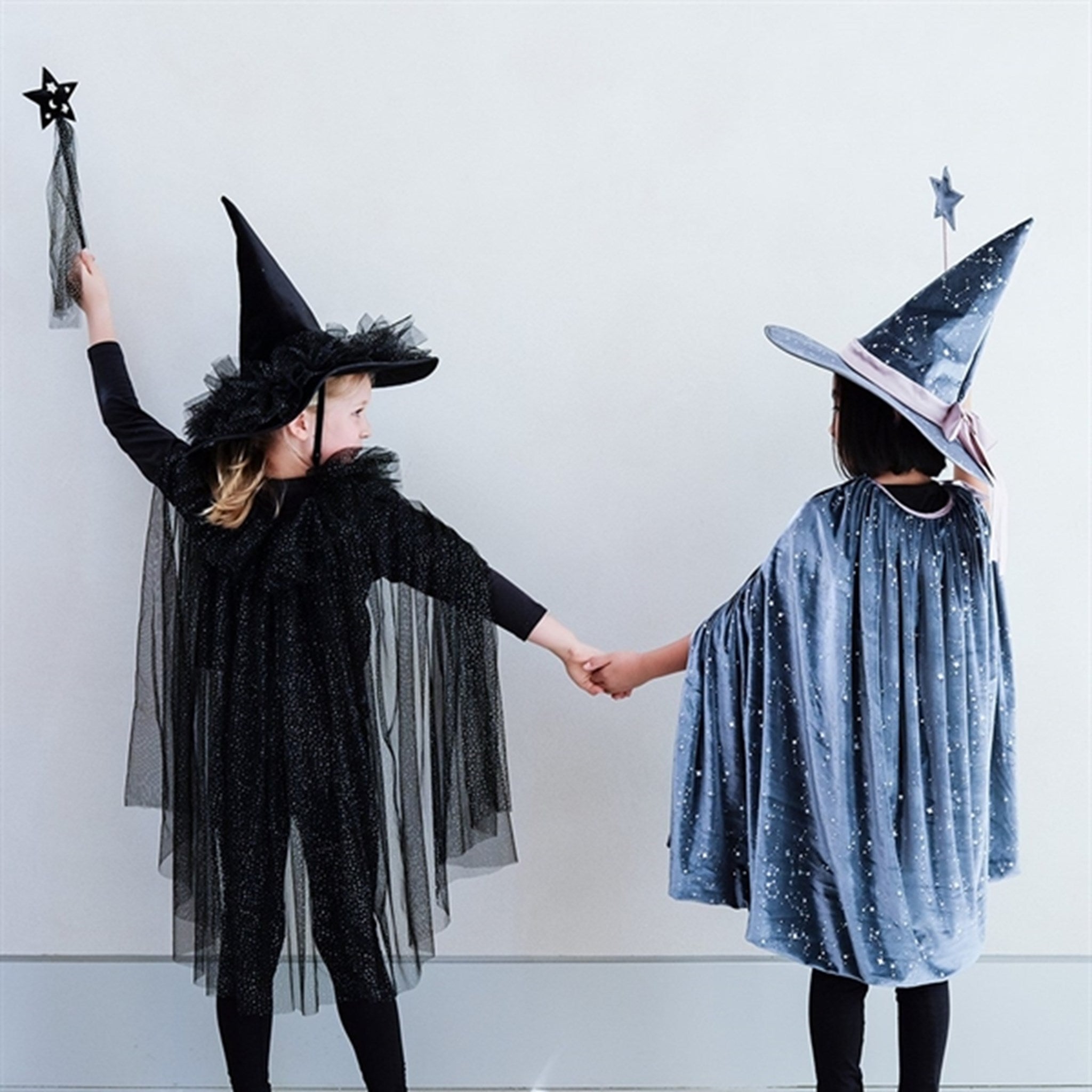 Mimi & Lula Cape Beatrix Witch Halloween Grey 4