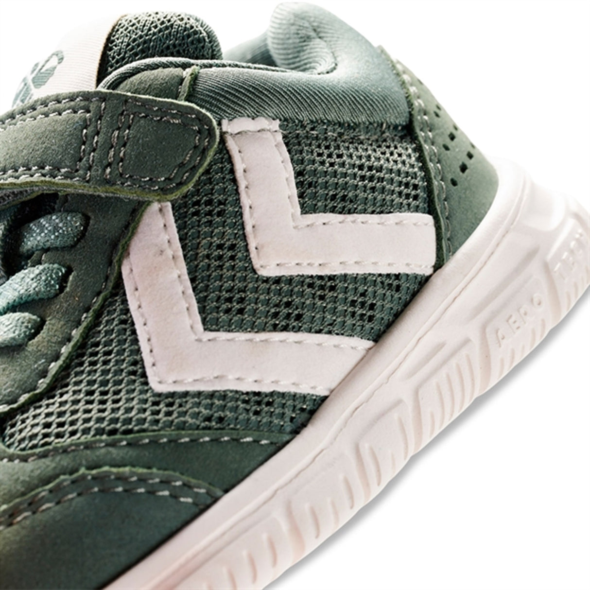 Hummel Crosslite Infant Sneakers Laurel Wreath