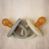 Hevea Bumi Bébé Pacifiers Round 2-pack Dove Grey & Sage