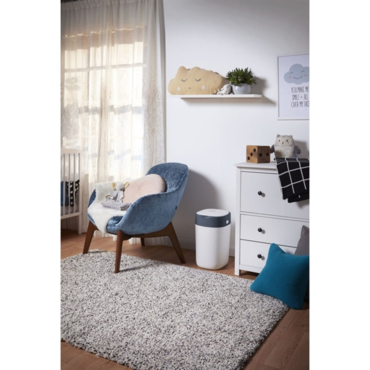 Tommee Tippee Twist & Click Diaper Bin White 3