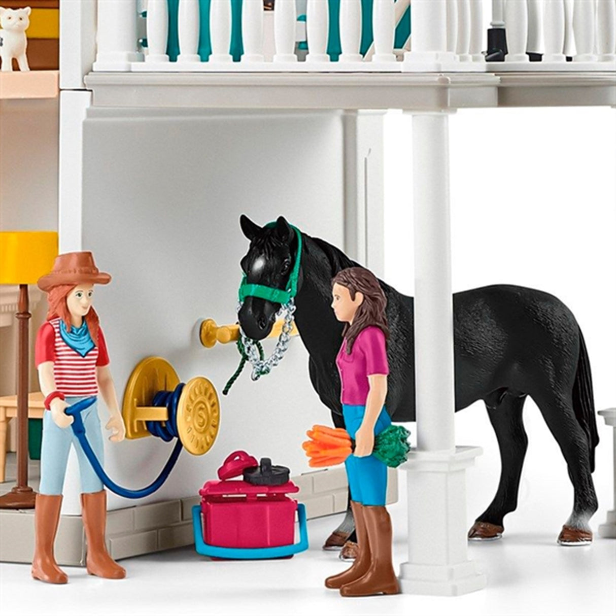 Schleich Horse Club Stable & House