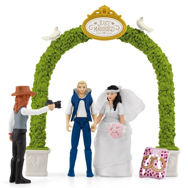 Schleich Horse Club Wedding Carriage