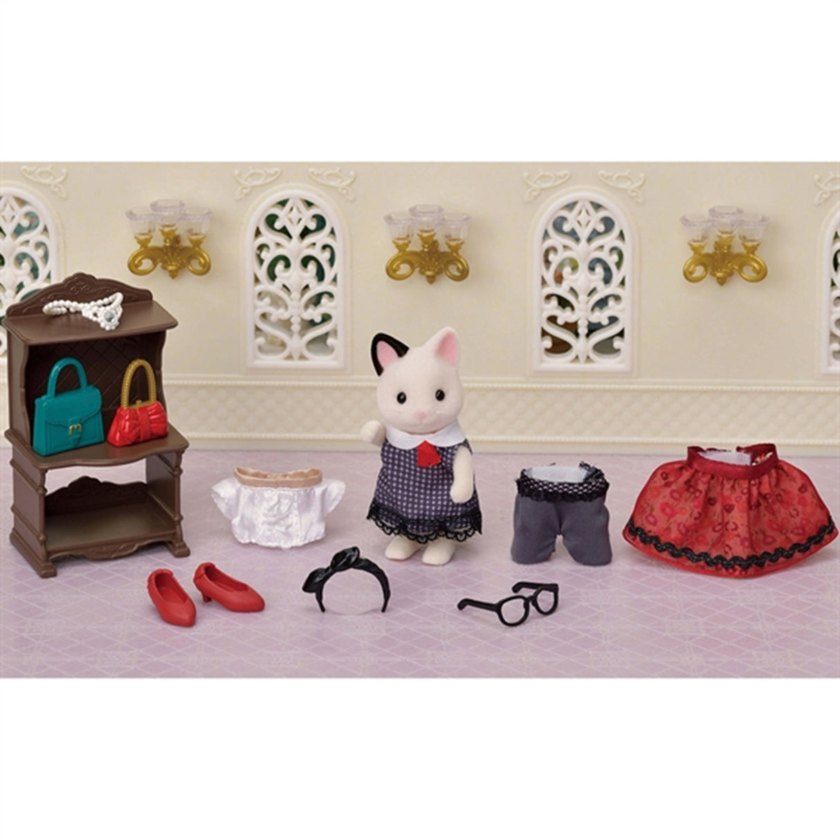 Sylvanian Families® Fashion Play Set Town Girl Series Tuxedo Cat 2