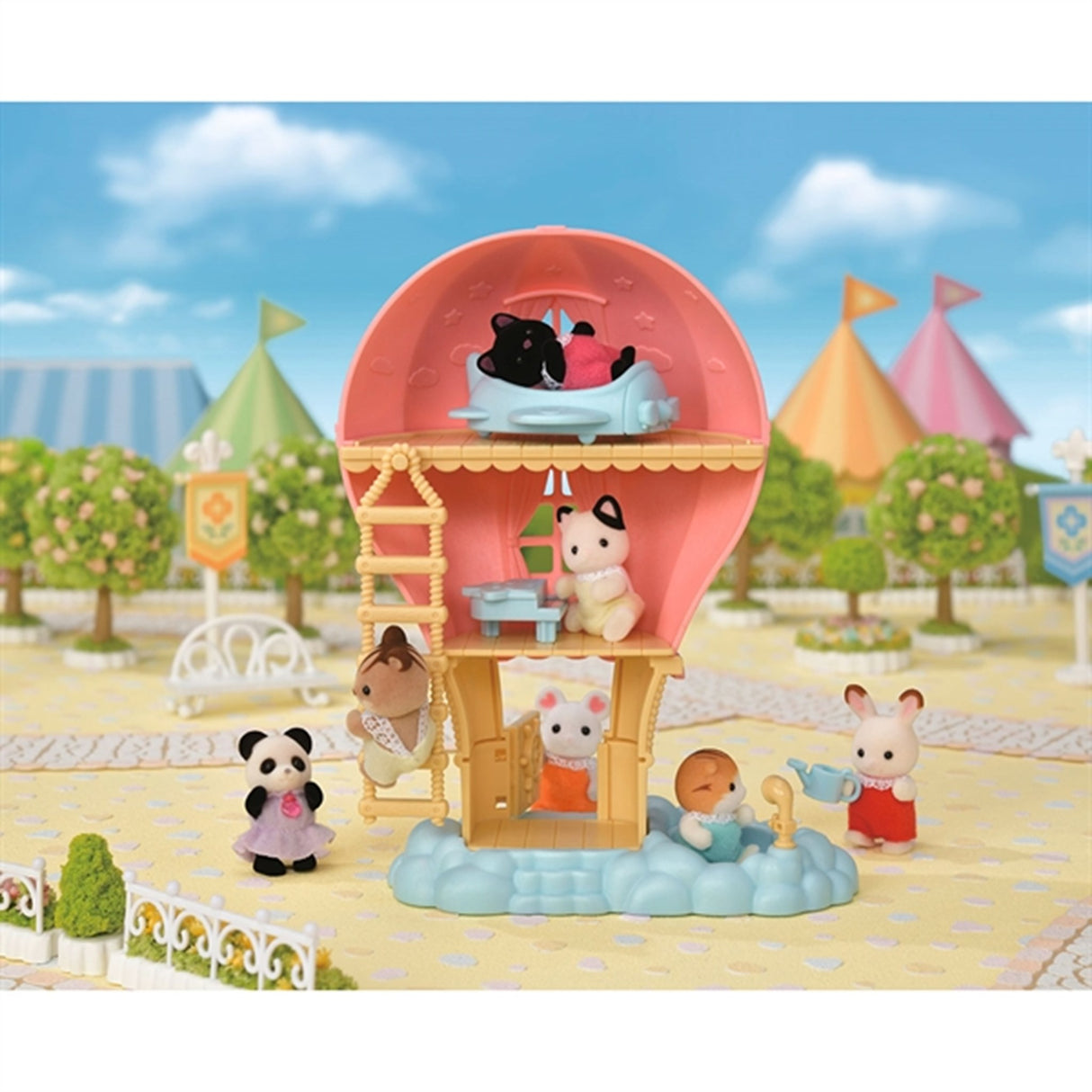 Sylvanian Families® Baby Balloon Playhouse 2