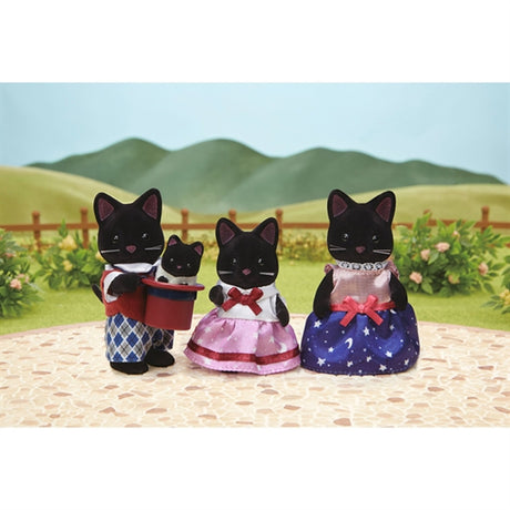 Sylvanian Families® Midnight Cat Family 2