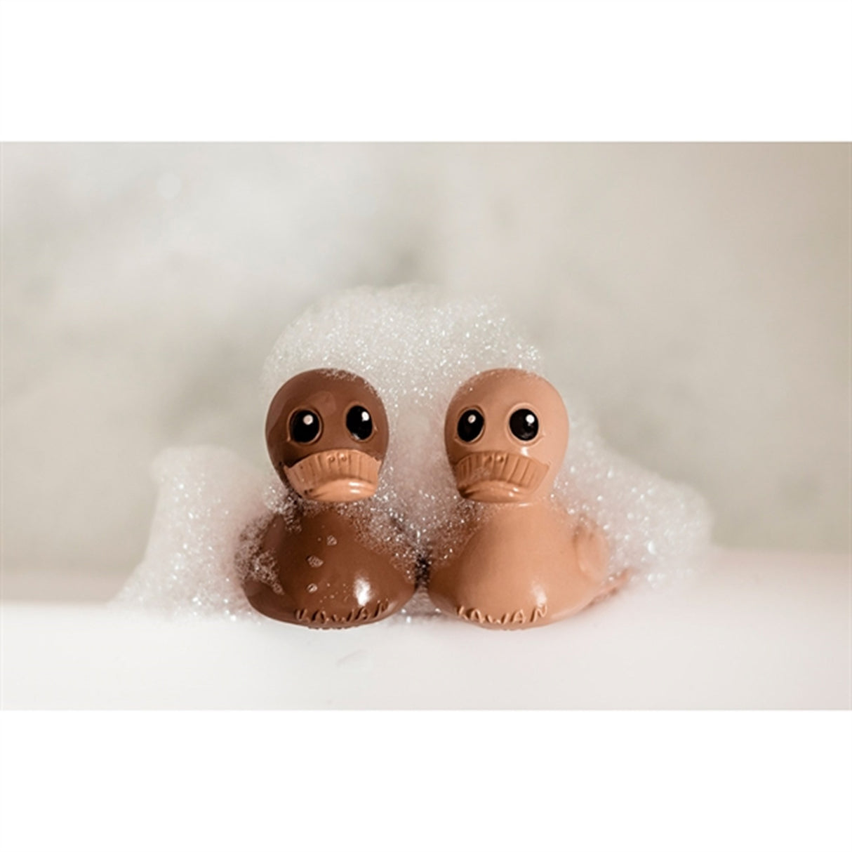 Hevea Kawan Bathing Toy Duck Choco Latte 3