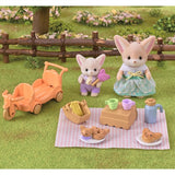 Sylvanian Families® Sunny Picnic Set - Fennec Fox Sister & Baby 3