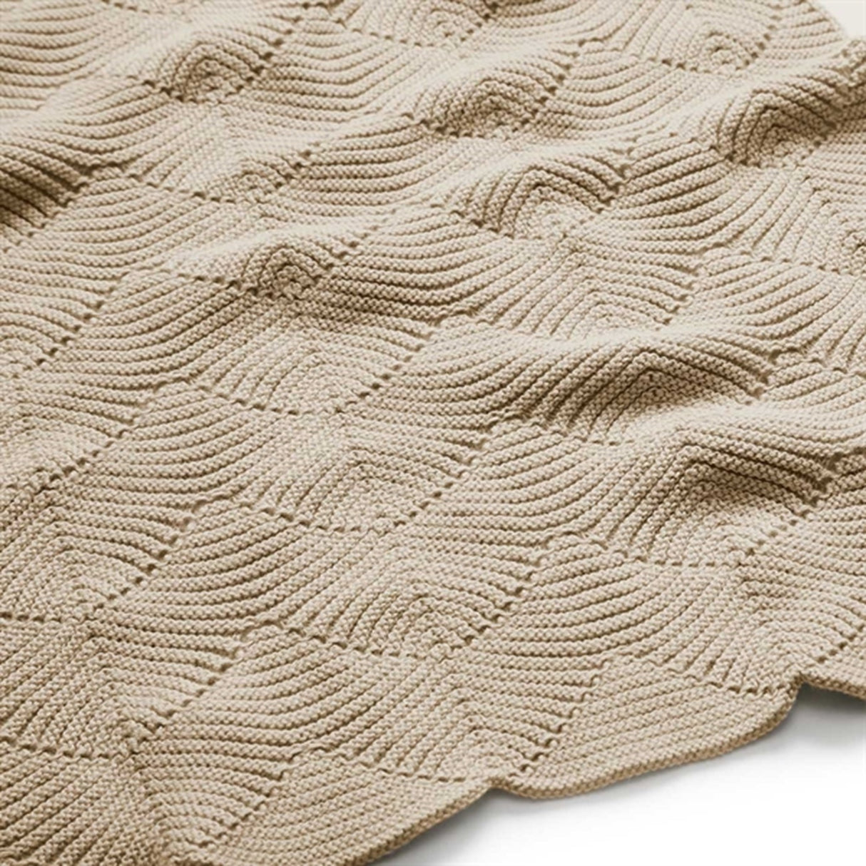 Cam Cam Copenhagen Baby Scallop Knit Blanket Almond 2