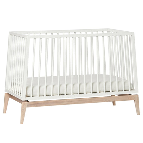 Leander Luna™ Baby Bed White/Oak