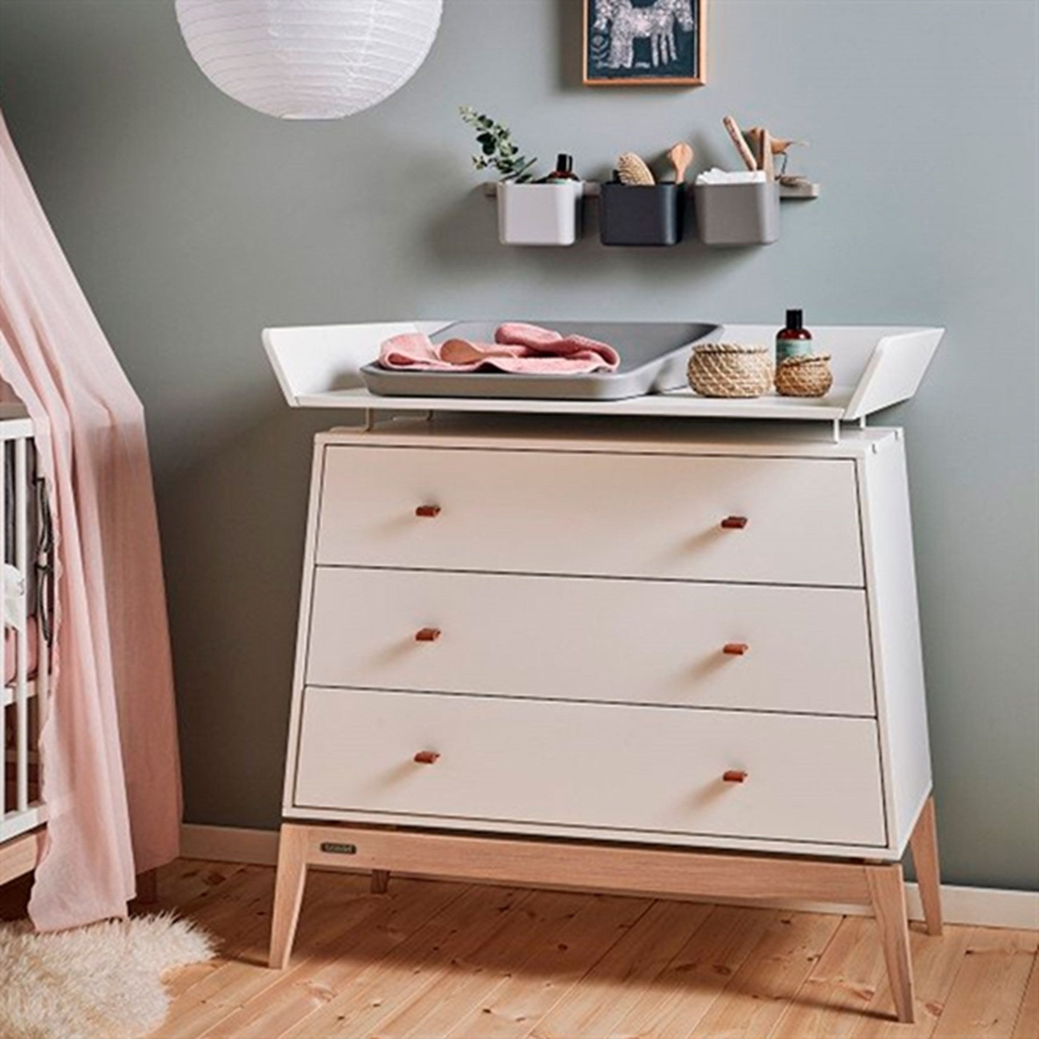 Leander Luna™ Changing Unit for Chest of Drawers White 2