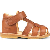 Angulus Sandal w. Closed Toe and Velcro Cognac 2