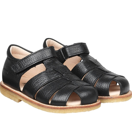 Angulus Sandal w. Closed Toe Black 5026-101-2504
