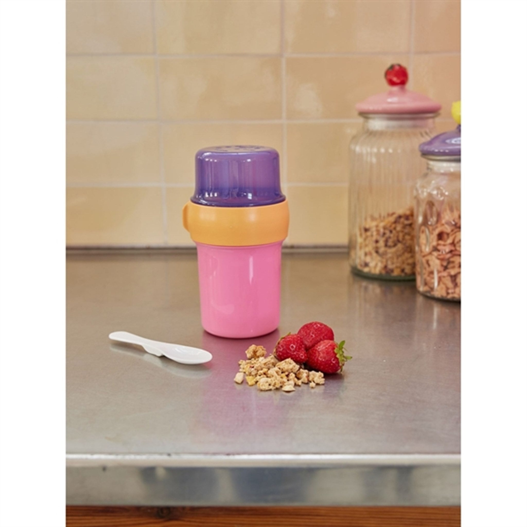 RICE Soft Pink To-Go Granola Container 2
