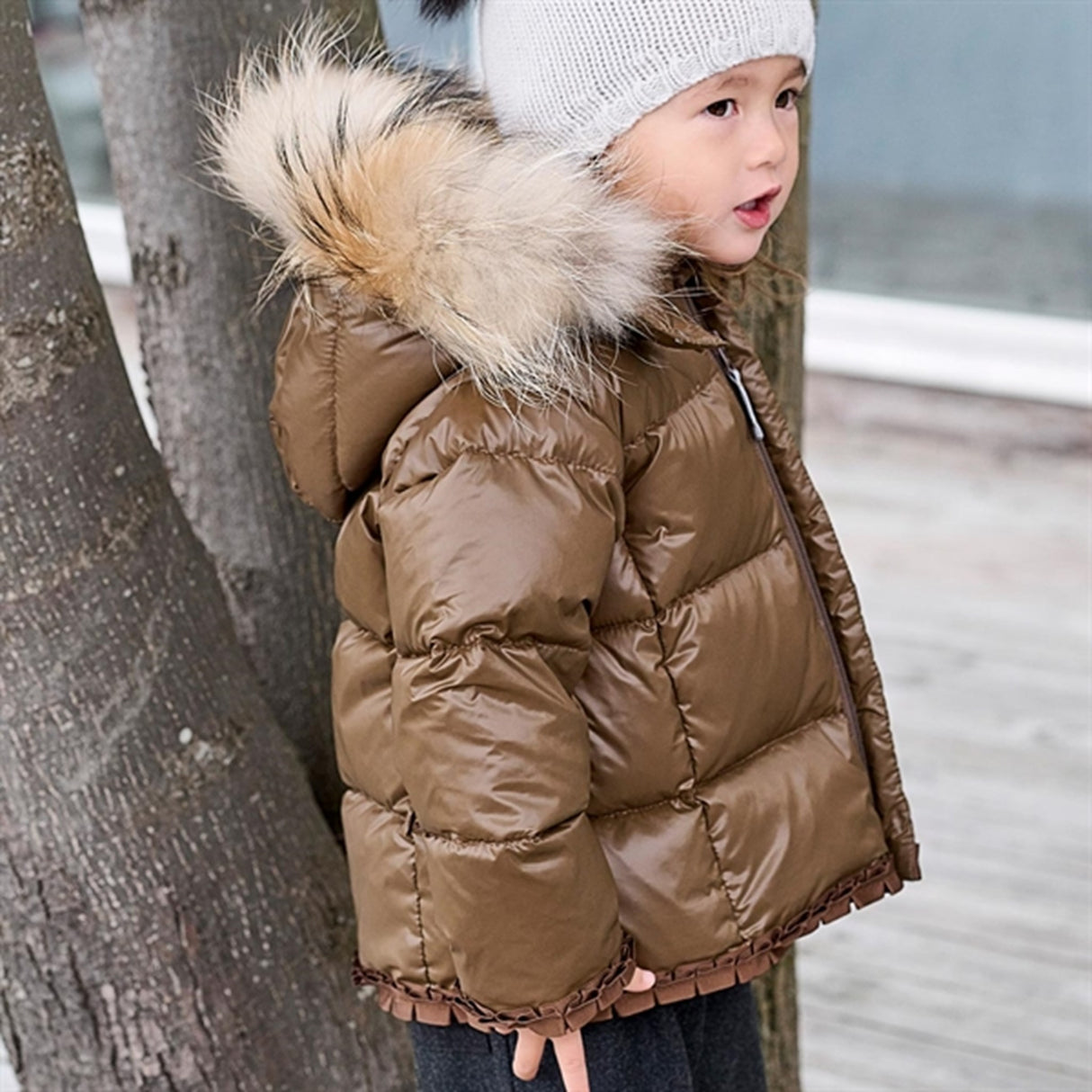 Ver de Terre Featherlight Baby Girls Down Jacket w. Fur Kangaroo