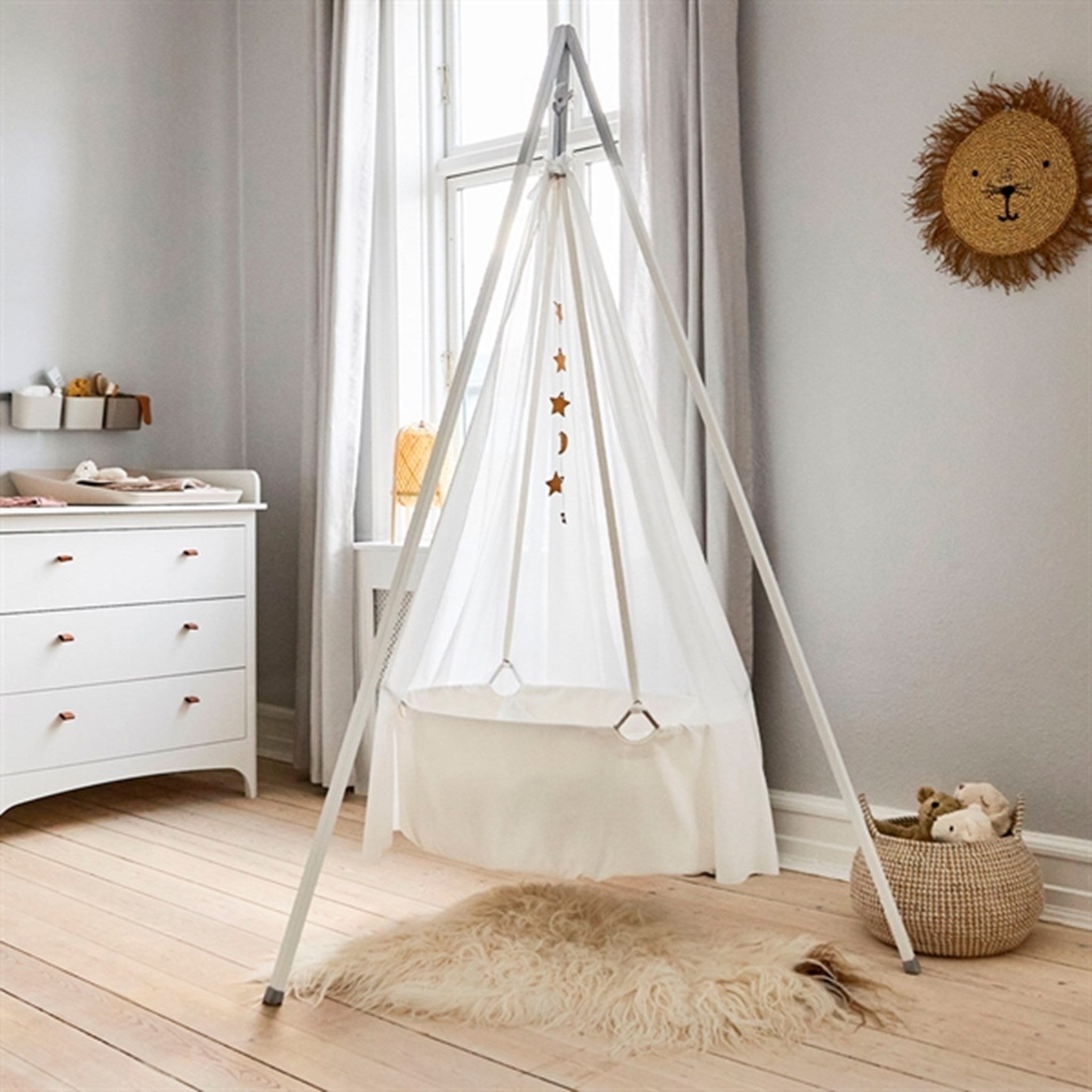 Leander Stand for Cradle White 3