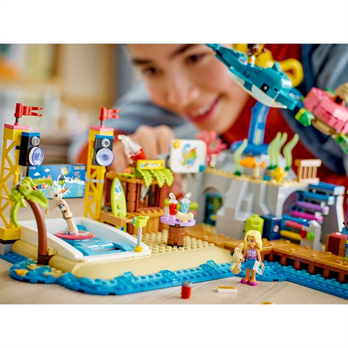 LEGO® Friends Beach Amusement Park 3