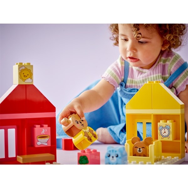 LEGO® DUPLO® Daily Routines: Eating & Bedtime