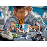 LEGO® City Spaceship and Asteroid Discovery