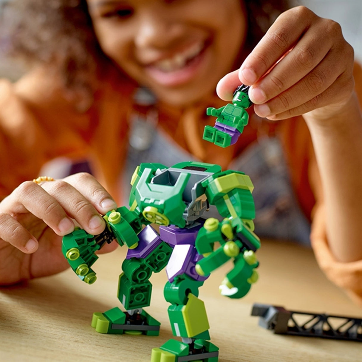 LEGO® Marvel Hulk Mech Armour