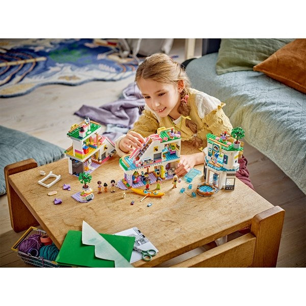 LEGO® Friends Heartlake City Shopping Mall