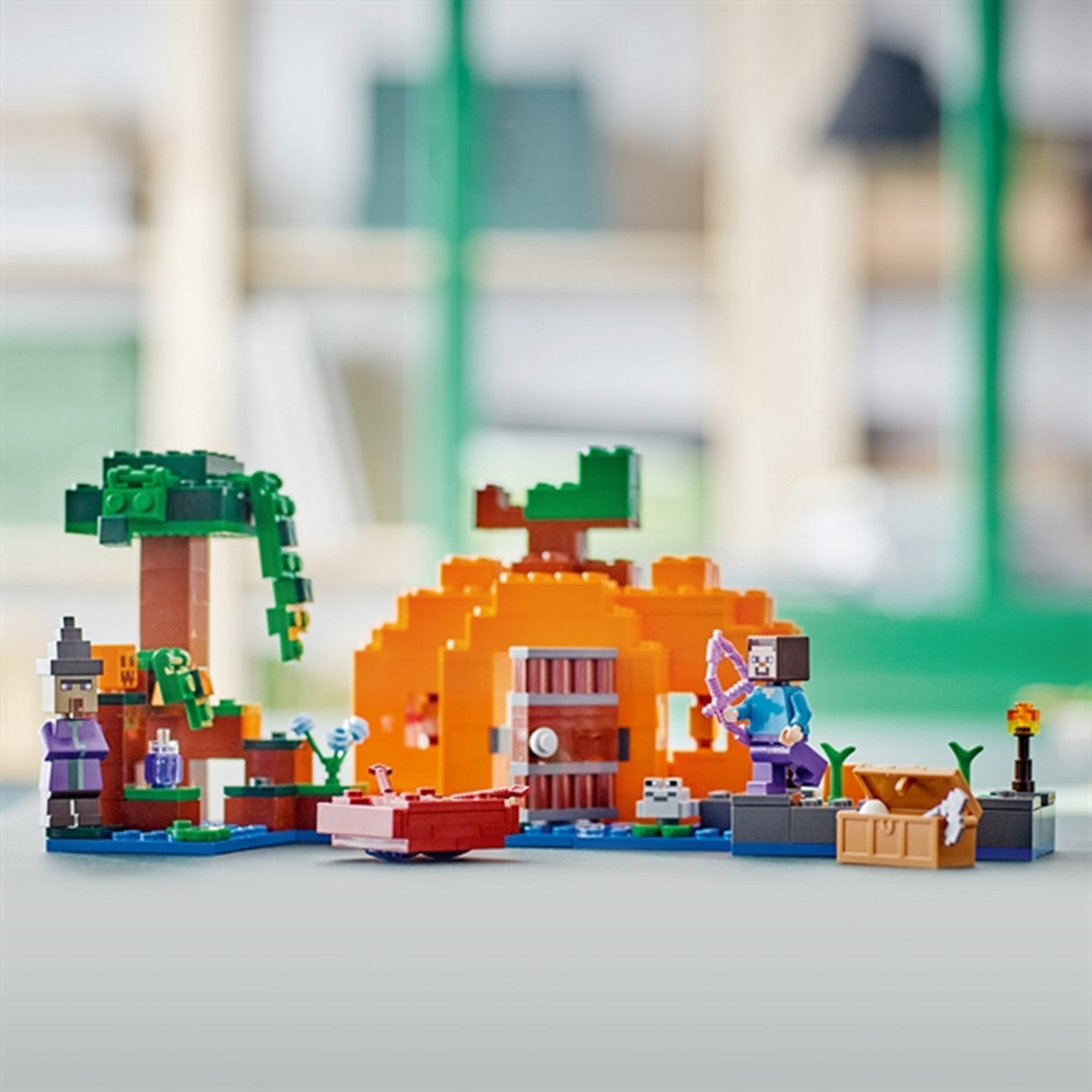 LEGO® Minecraft® The Pumpkin Farm