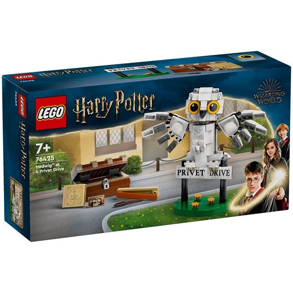LEGO® Harry Potter™ Hedwig™ at 4 Privet Drive