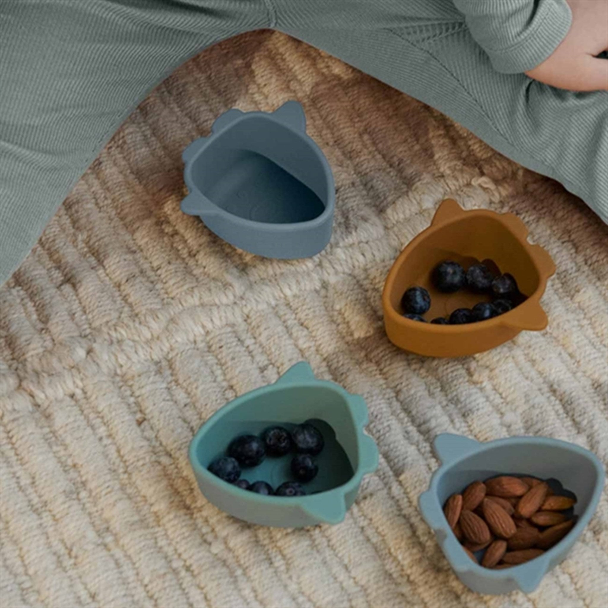 Liewood Malene Silicone Bowls 4-Pack Space Blue Multi Mix 2
