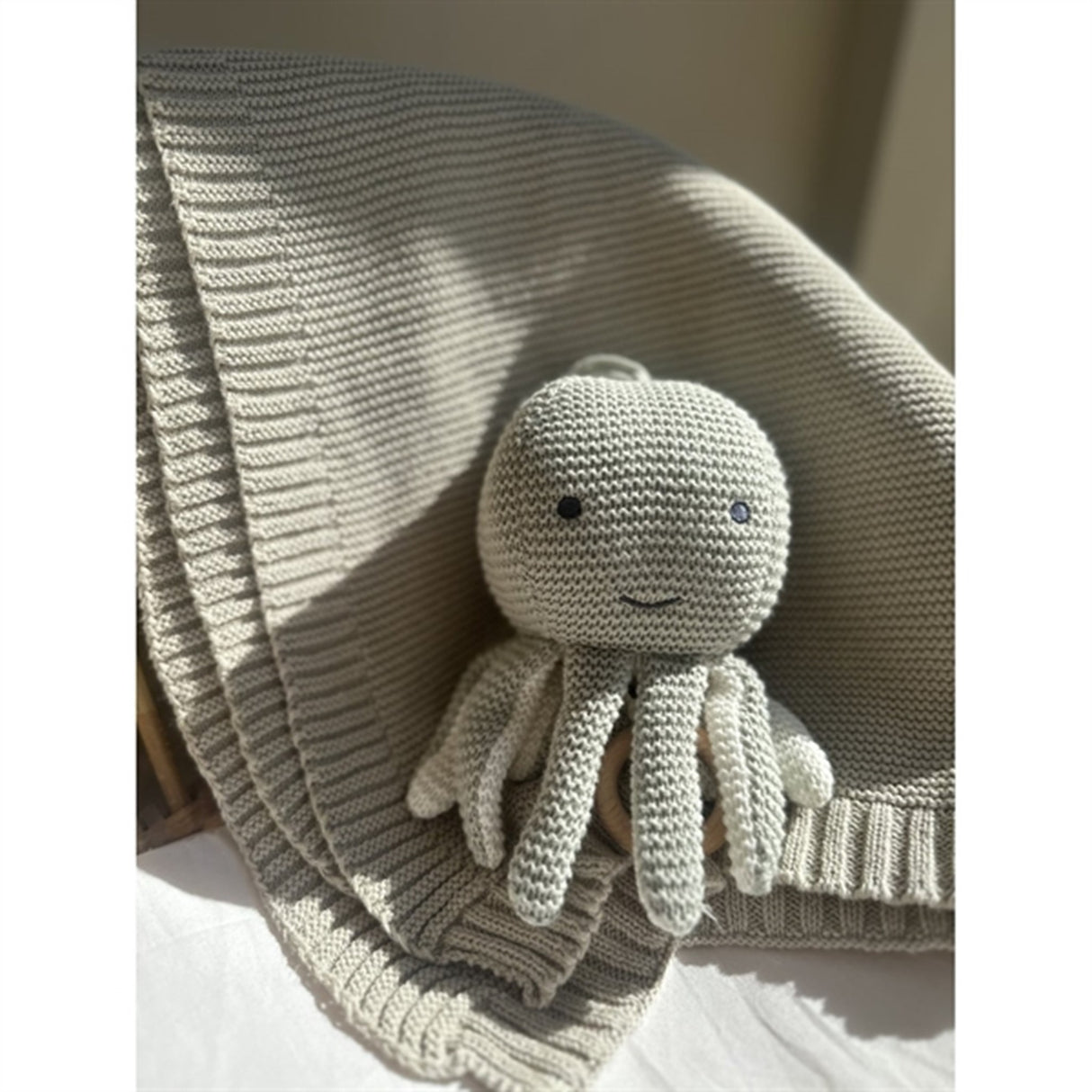 Vanilla COPENHAGEN Music Mobile Octopus Aqua green