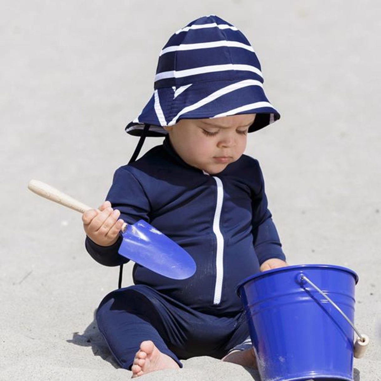 Petit Crabe White/Blue Frey Sunhat 4