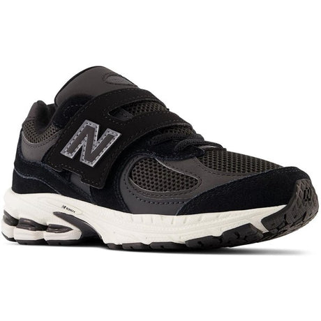 New Balance 2002 Alternative Closure Sneakers Black