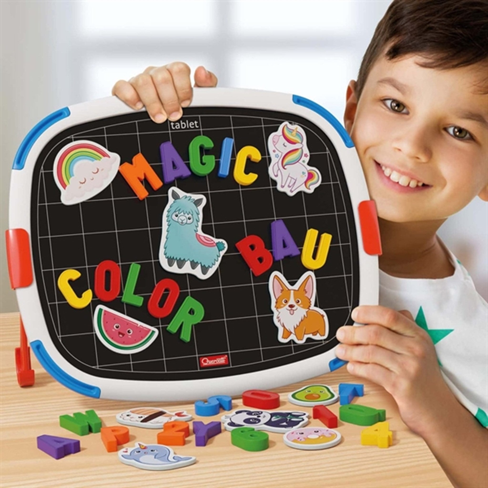 Quercetti Magnetic board with Letters 2