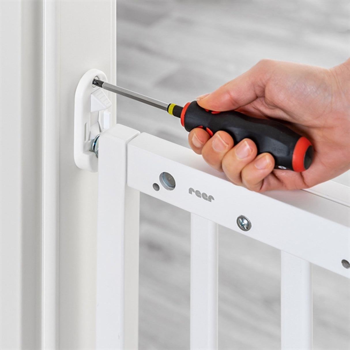 REER Safety Grid Wall-mounted 3